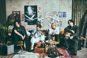 シド「STORIES of SID」発売記念握手会がタワーレコード渋谷店で開催！