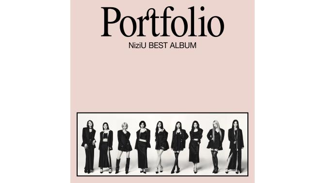 NiziU『Portfolio』リリース記念！SHIBUYA TSUTAYAでサイン入りポスターお渡し会開催